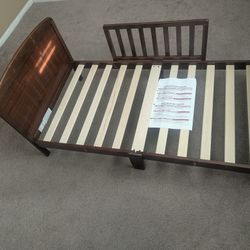 Wood Toddler Bed
