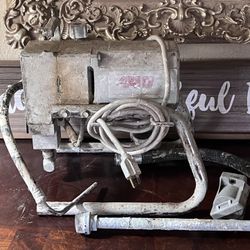 Titan 440 Paint Sprayer