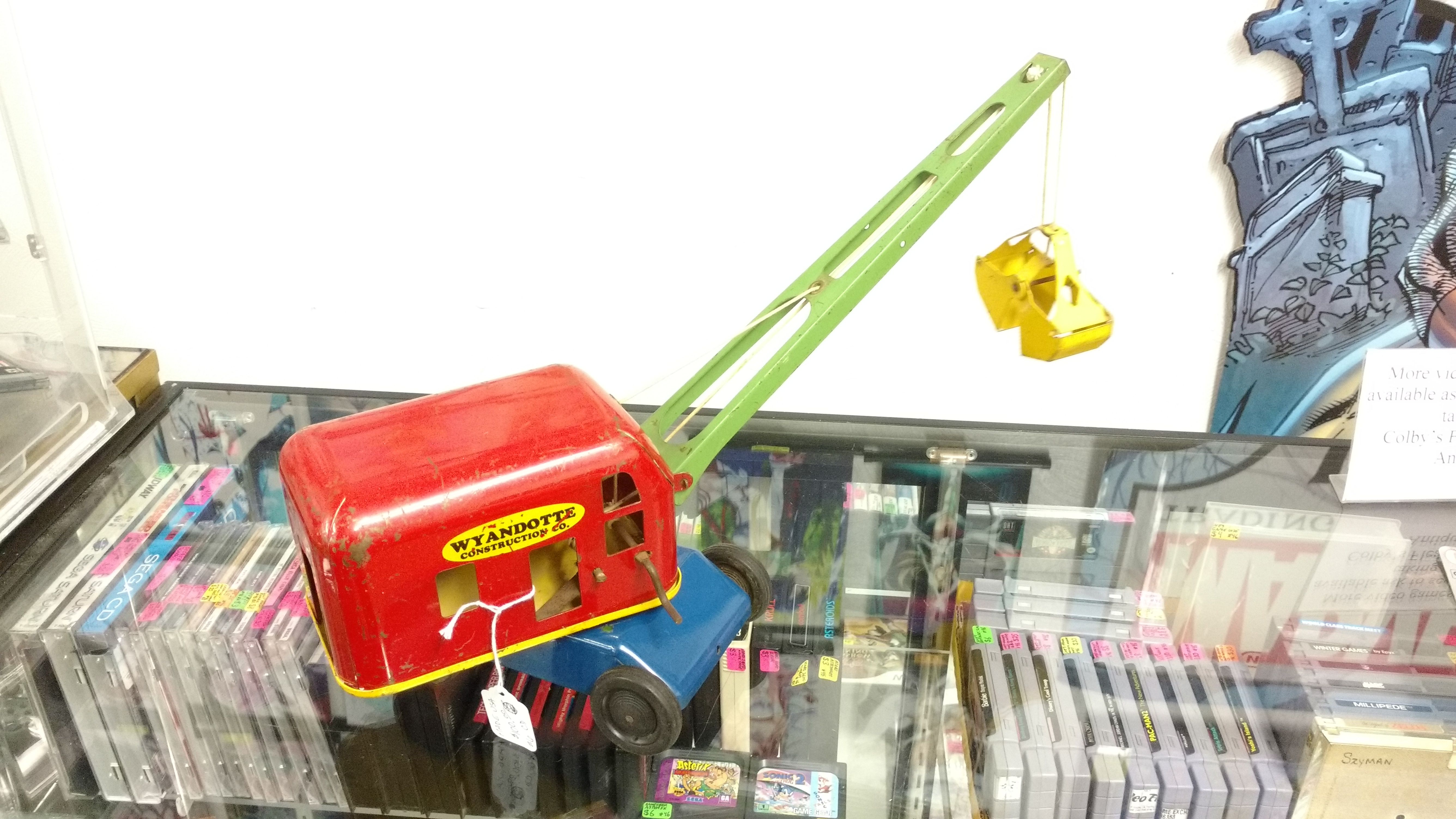 Super 1940's Wyandotte Toy Crane Construction Toy Steam Shovel!!