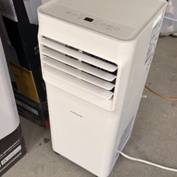 5,000 BTU (DOE) 115-Volt Portable Air Conditioner Unit Cools up to 150 sq. ft. with Dehumidifier and Remote in White
