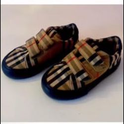 Burberry Shoes 