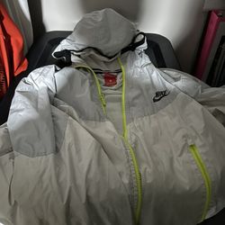 Nike Windrunner 