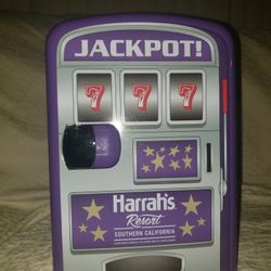 PORTABLE MINI FRIDGE HOT AND COLD!!!--FOR CAR/TRAVEL... PERFECT FOR ROAD TRIPS!!