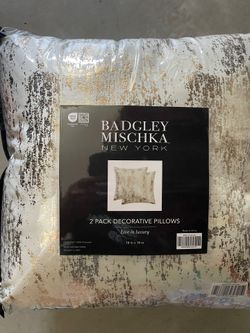 Badgley Mischka Decorative Throw Pillows