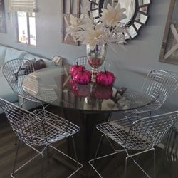 Class Top Dining Room Set