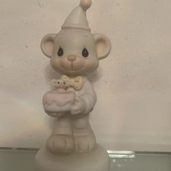 Precious Moments Figurines 