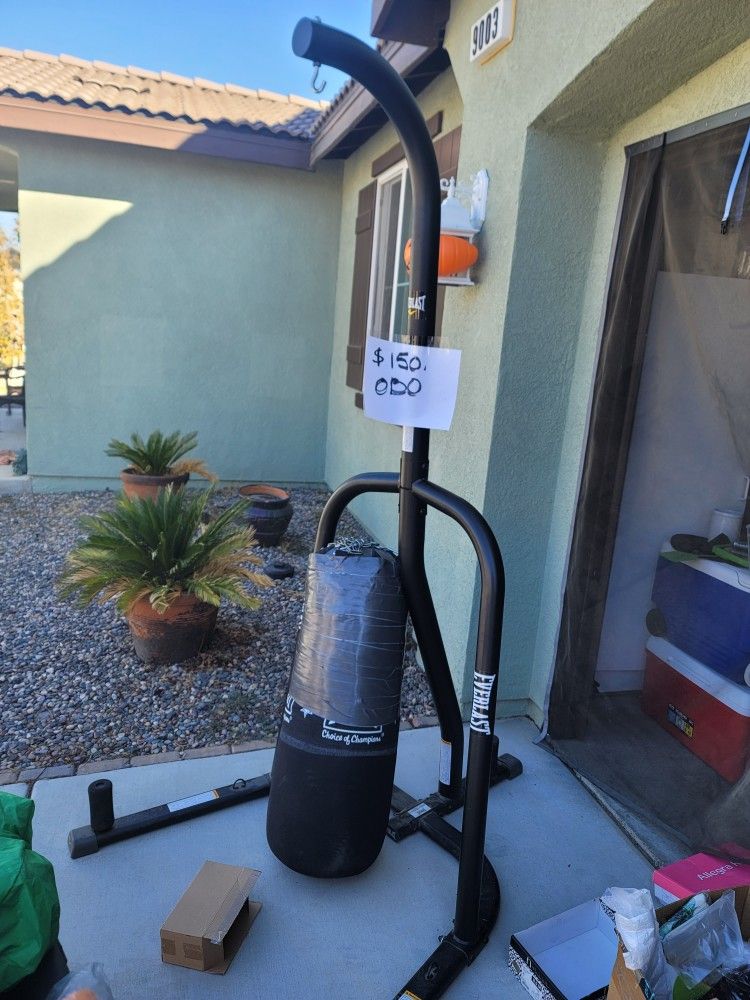 YARD SALE-HESPERIA/OAK HILLS