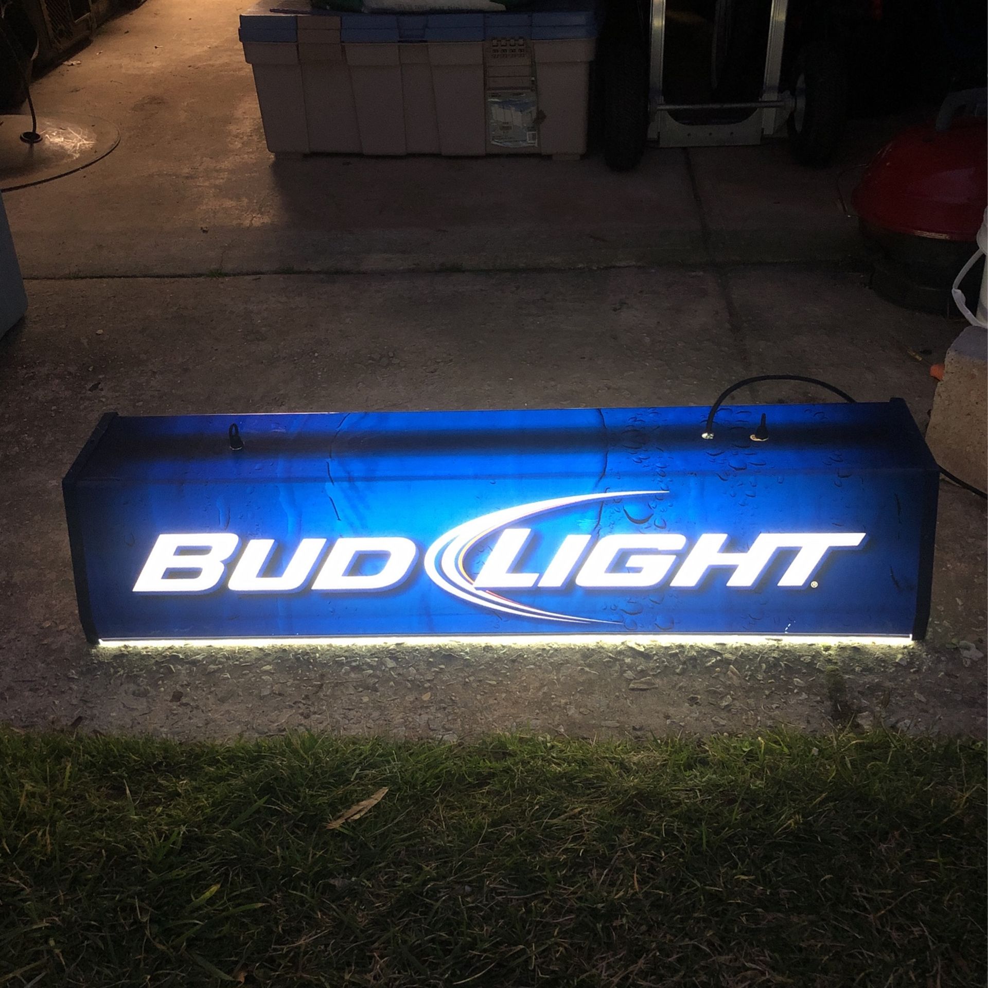 Bud Light pool table light