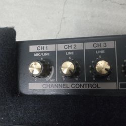 Roland KC-60