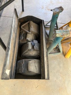 Trailer straps