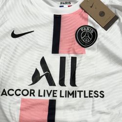 PSG WHITE AWAY JERSEY. MESSI 30. 2XL SIZE.  PLAYER VERSION.