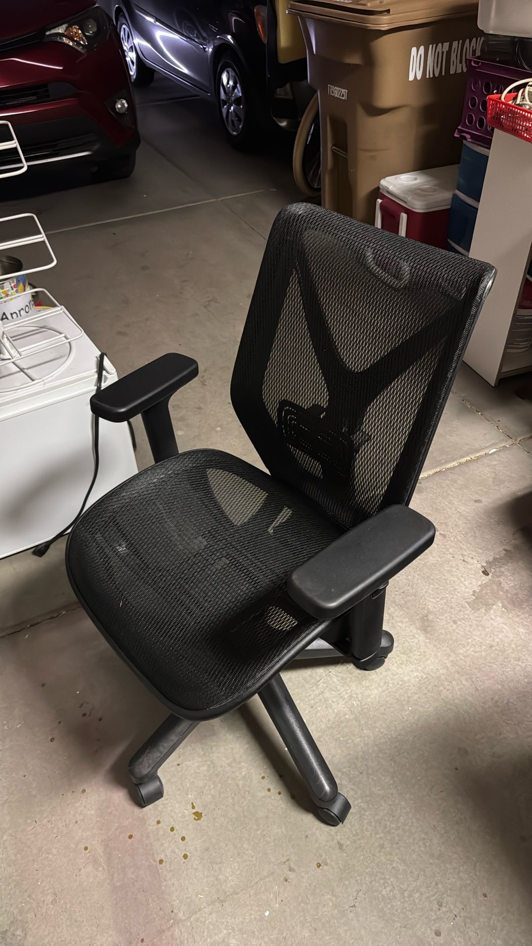Almost new office chair