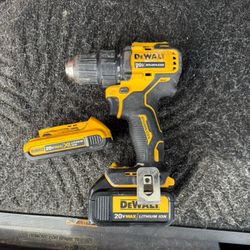 Dewalt Drill With 2 Batteries 