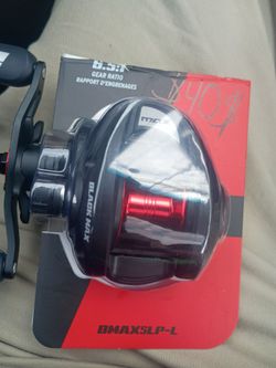 Abu Garcia black max baitcaster
