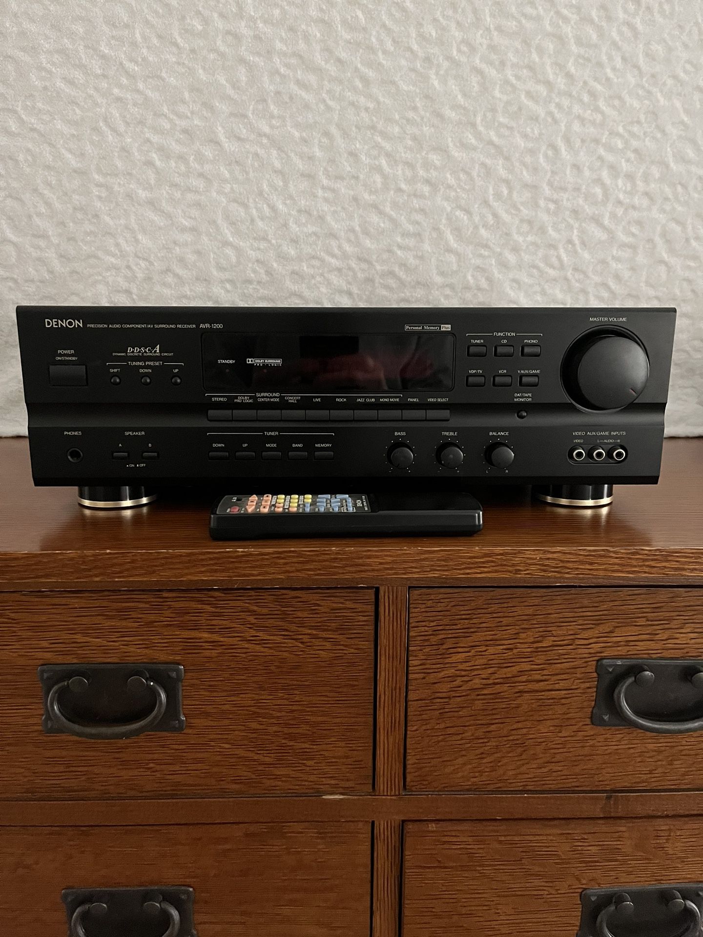 Denon Receiver W/ Multi Disc CD player and 6 Speaker Arrangement  Home Theater Speakers