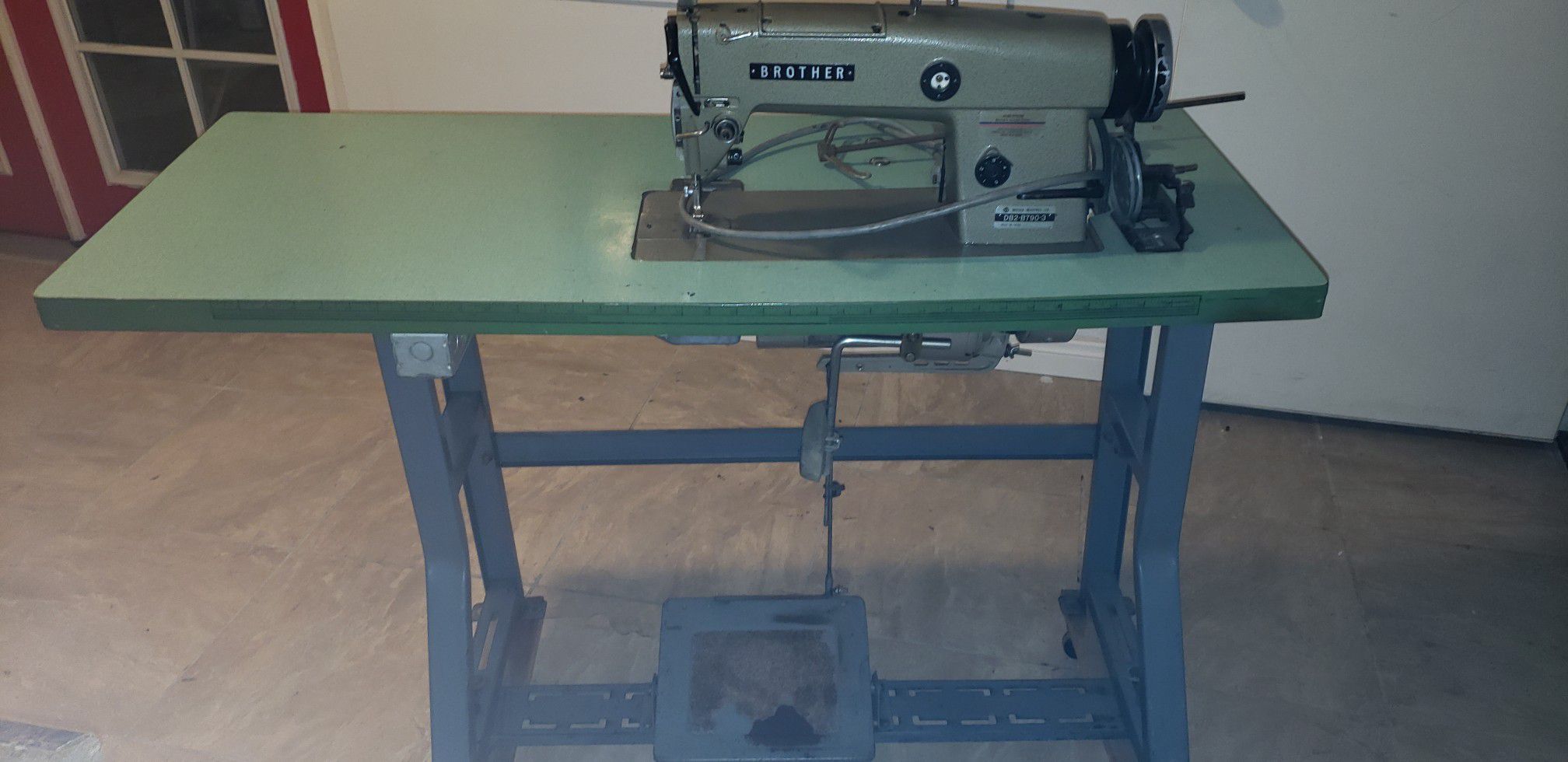 Brother LX3817 Sewing Machine NEW for Sale in Brea, CA - OfferUp