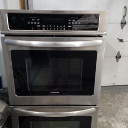  frigidaire Double Owen