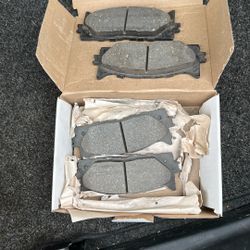 Front Brakes For 2015-2017 Toyota Camry 
