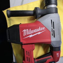 MILWAUKEE ROTARY HAMMER