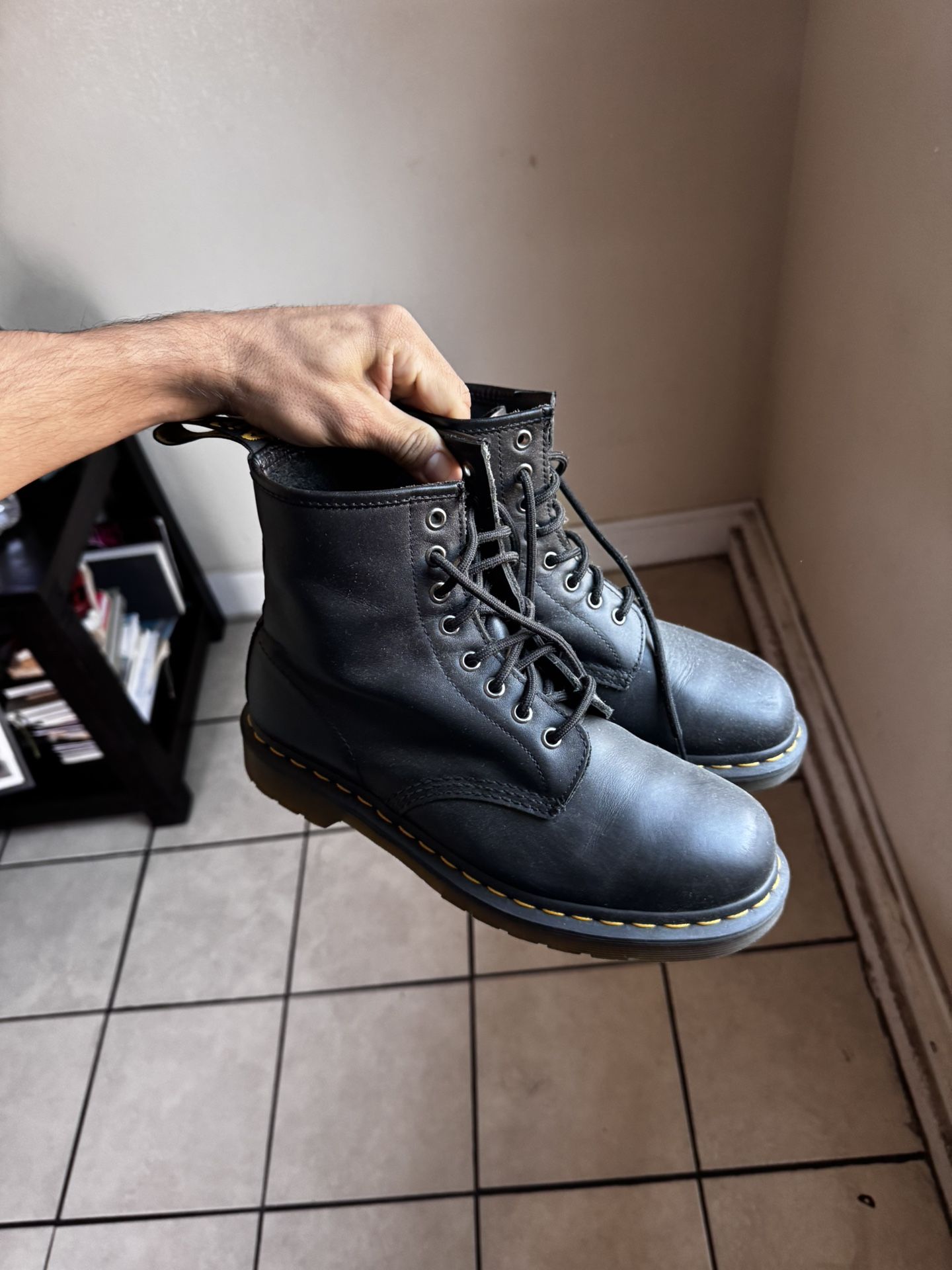 Dr. Martens Size 8 Men’s 