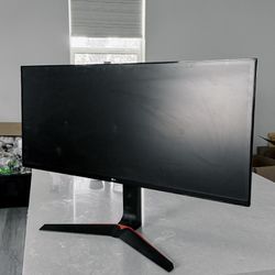 LG 34UM69G-B 34-Inch 21:9 UltraWide IPS Monitor with 1ms Motion Blur Reduction and FreeSync,Black