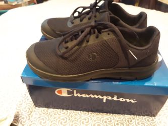 9 1/2 Champions shoes women