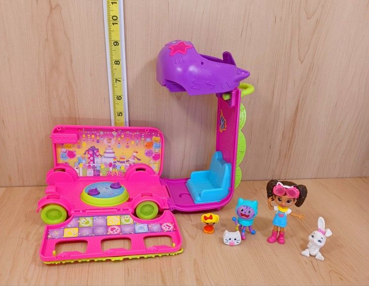 ***Pending Pick Up ***Gabby's Dollhouse Party Bus