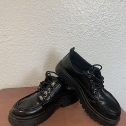 Womens Faux Leather black shoes