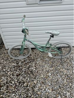 Girl's bike 16"