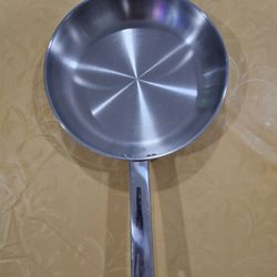 New, never used, Tools of the Trade 9.5in stainless steel oven and dishwasher safe skillet. 