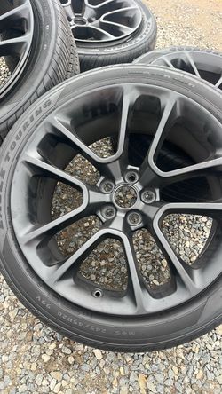 20-Inch Alloy Wheels with Goodyear Eagle Touring Tires