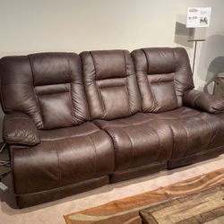Reclining sofa