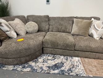 Large Tan/ Brown cuddler sectional