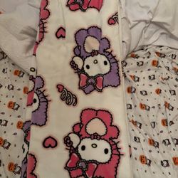 Hello Kitty Valentines Blanket