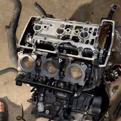 2009 Triumph Street triple Engine