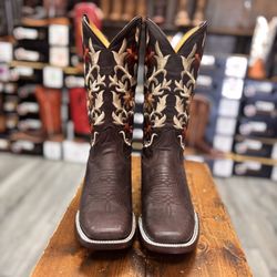 women boots 