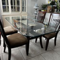 Dining Room Glass Table