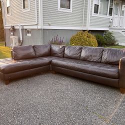 2pc Italian Leather Sectional w Left Chaise (Free Delivery)
