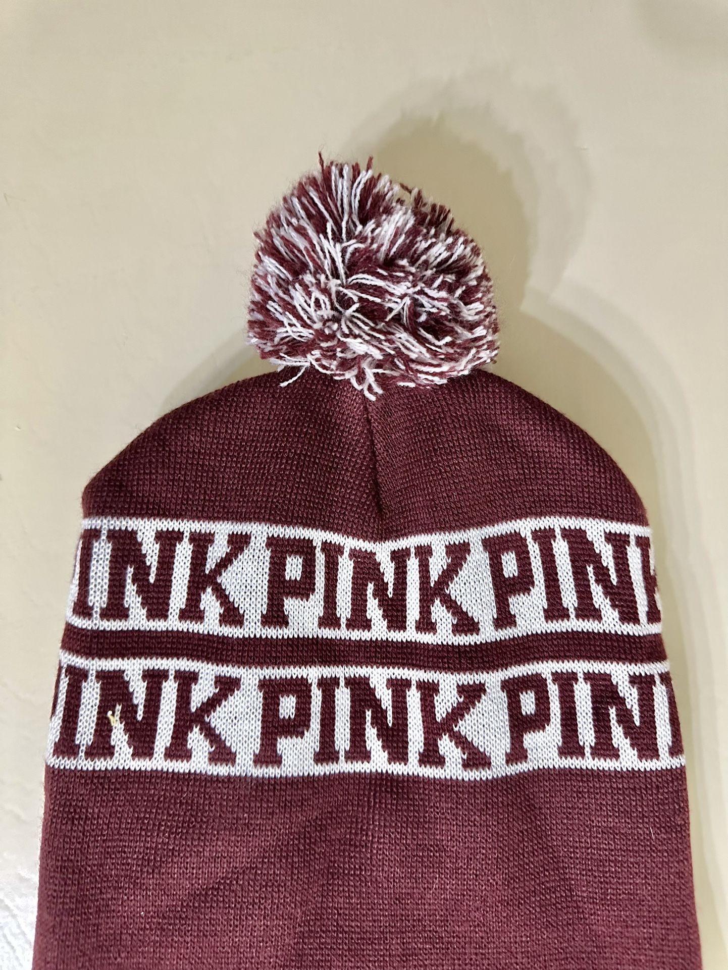 Victoria’s Secret Pink Pom Pom Beanie (T21)