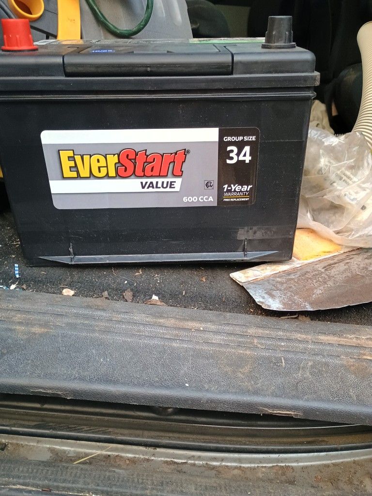 Brand New..Paid 89 At Walmart . 79 for the battery 12 for core? Need to sale. So Make an offer.