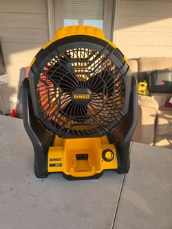🔥$100 PRICE IS FIRM 🔥 DEWALT 20V MAX Jobsite Fan (Tool Only)