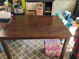 Table and 4 dining chairs