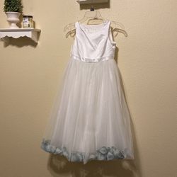 Girls size 8 Ivory Flower Girl Dress