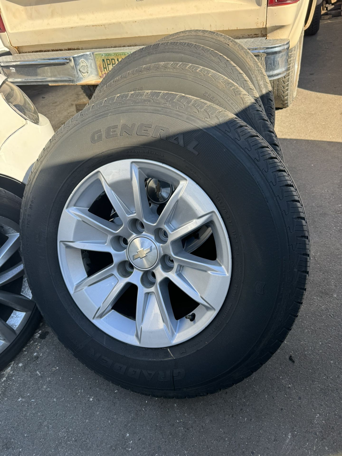 17 inch Chevy rims and tires 6 Lug