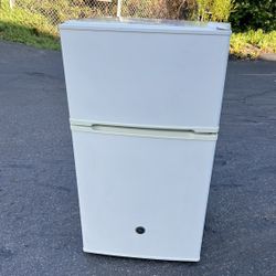 (30 Day Warranty) 2 Door Kitchen/garage Refrigerator (free Local Delivery)