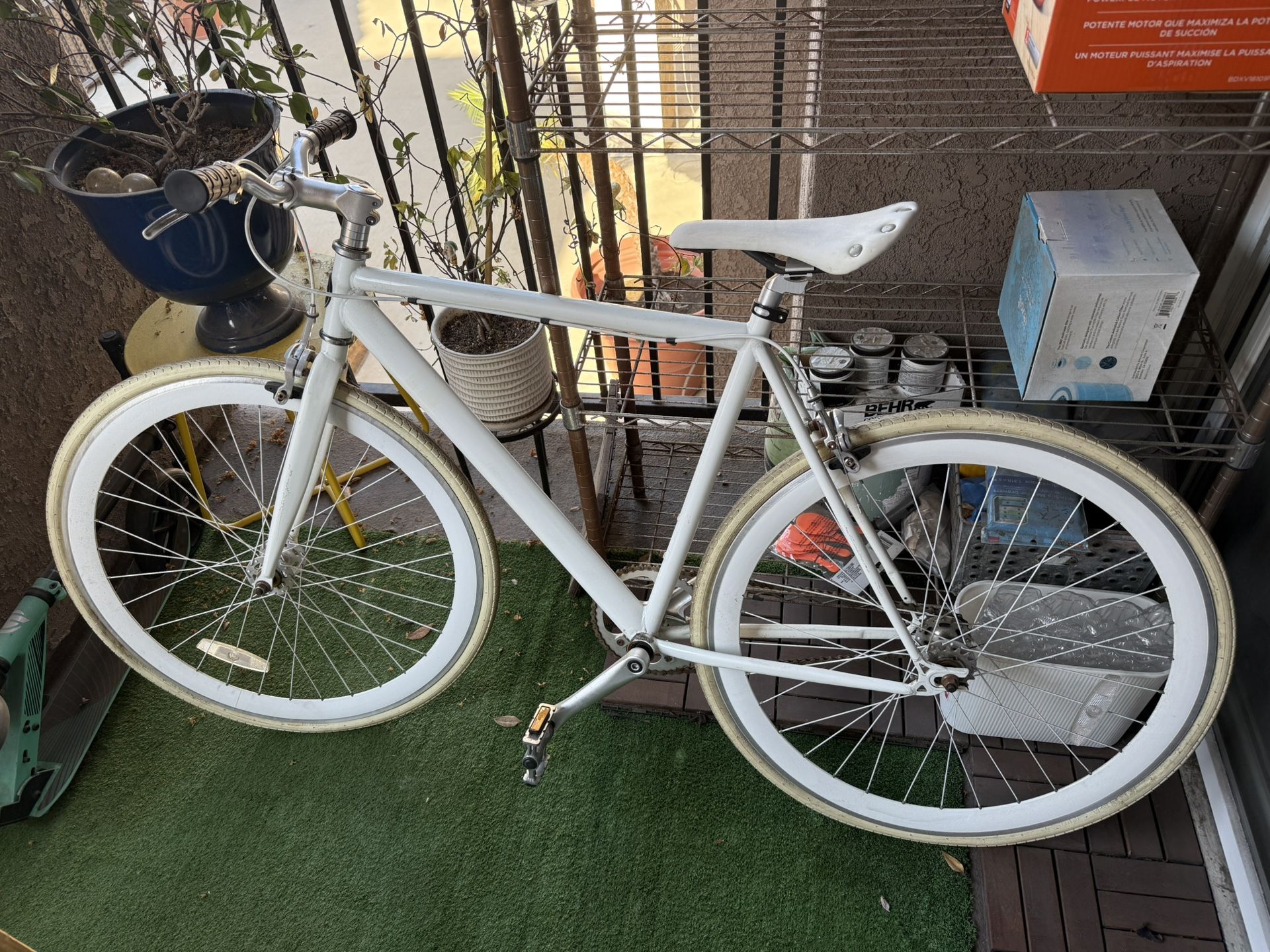 Sole Road Bike. All White