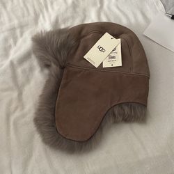 WATER RESISTANT        RESISTENTE AL AGUA