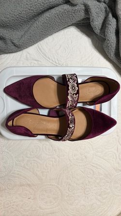 Burgundy flats