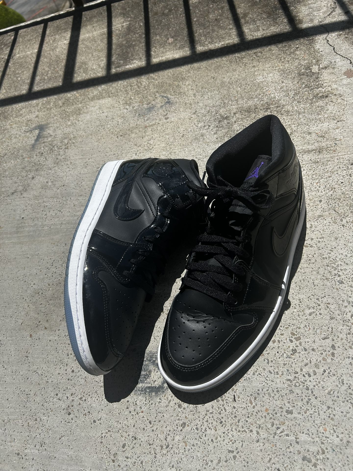 Jordan Mid 1 SE Space Jam