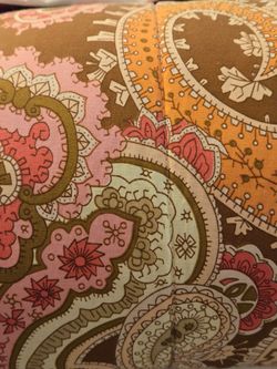 Queen bed comforter